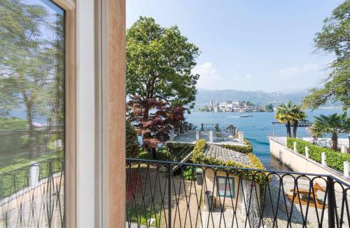 Orta San Giulio Bed & Breakfast | Elegant B&B Al Dom - Guest Rated 9.7/10 in Comfort