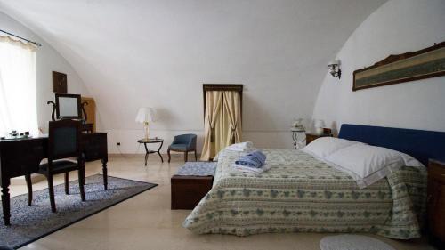 Mola di Bari Bed & Breakfast | Pet-Friendly B&B Al Duomo with Oceanfront Spa Retreat