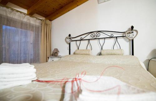 Monzambano Bed & Breakfast | Highly Rated B&B Al Vicolo di Mezzo: Perfect for Families