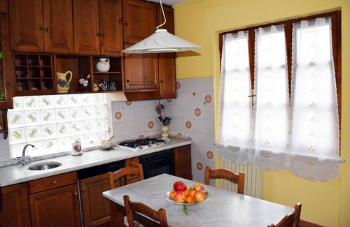 Borghetto-melara House | Guest Rated: B&B AlbaChiara House with Breakfast & Kitchen