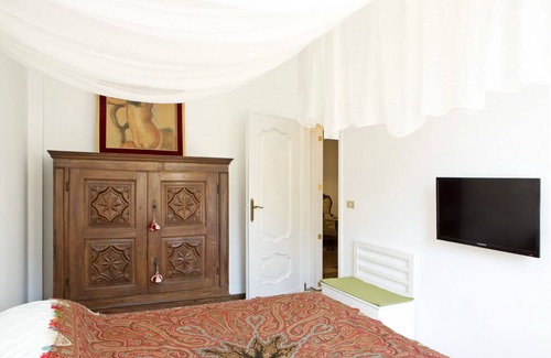 Albaro Bed & Breakfast | Perfect Getaway at B&B Albaro with Oceanfront Views