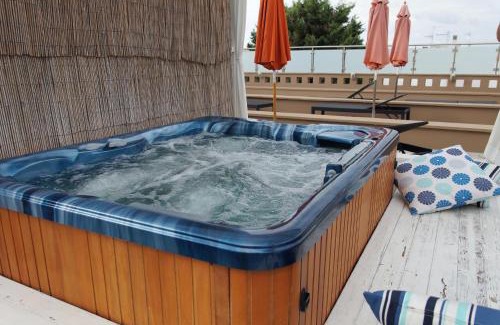 Alezio Bed & Breakfast | Family-Friendly B&B Angela with Hot Tub & Guest Rated 9/10
