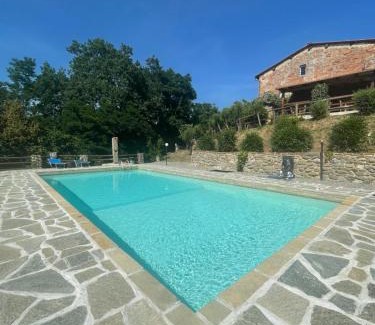 Capannori Bed & Breakfast | Discover B&B Alloro: Oceanfront Getaway with Pool Access