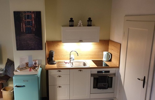Bingum Apartment | Tranquil B&B am Bingumer Deich with Ocean Views & Breakfast