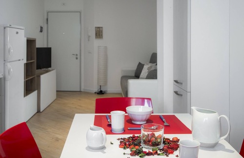 Trento Apartment | Guest Rated 10/10 B&B Apartment with Pool and Breakfast
