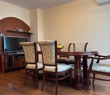 Vratsa Apartment | B&B Apartment Mountain View