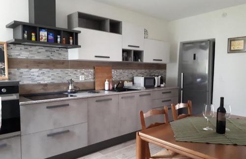 Castel San Pietro Apartment | Pet-Friendly B&B Appartamenti Chez Patty: Guest Rated 9.2
