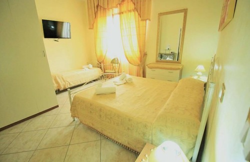 Salve Bed & Breakfast | Welcoming B&B Arcobaleno: Family-Friendly with Breakfast