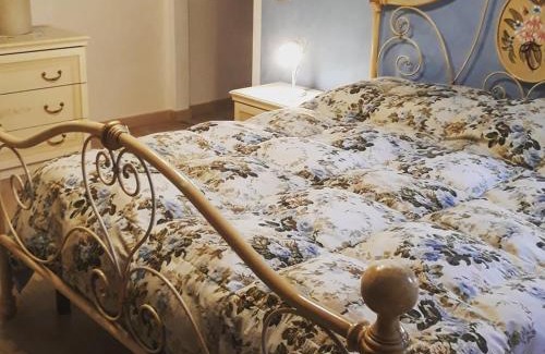 Zafferana Etnea Bed & Breakfast | Inviting B&B Aria Dell' Etna: Guest Rated 9/10 with Breakfast
