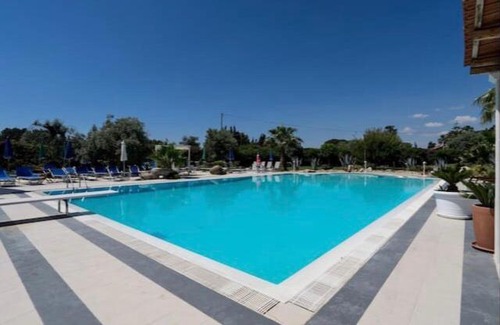 Ognina House | Pet-Friendly B&B Asparano Anita with Pool & Hot Tub