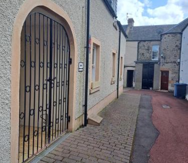 Biggar Bed & Breakfast | Experience Comfort at B&B at No 4: Rated 9/10