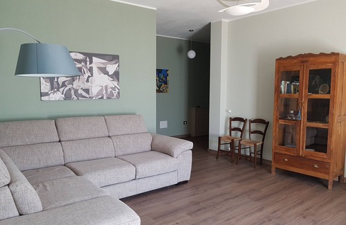 Guspini Bed & Breakfast | Experience Homey Comfort at B&B Number 16 with Pool & Spa