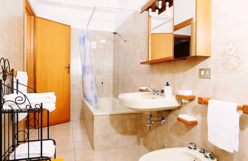 Alghero Bed & Breakfast | Inviting B&B Babbai Giommi with Spa and Breakfast Options