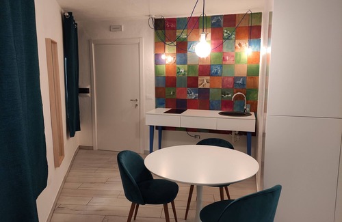Badolato Apartment | Explore B & B Badolato Gallery: Art by the Seaside