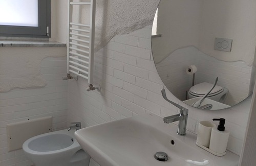 Badolato Apartment | Explore B & B Badolato Gallery: Art by the Seaside