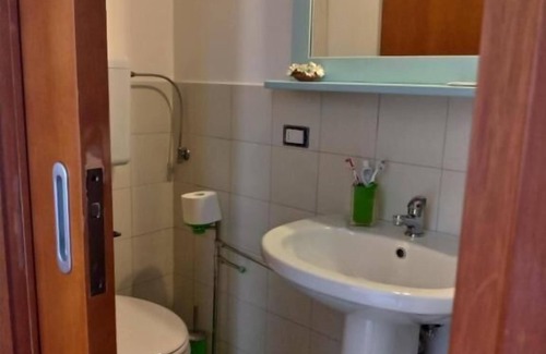 Castro Marina Bed & Breakfast | Cozy B&B Barone: Family-Friendly with Breakfast Included