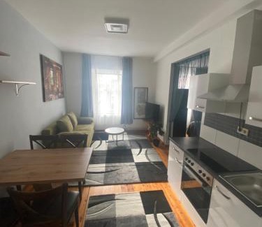 Sankt Polten Apartment | Discover Comfort at B&B bei Pepe Nero - Guest Rated 8.9/10