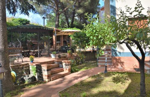 Mascalucia Bed & Breakfast | Visit B&B Betulla dell'Etna: Oceanfront Getaway Awaits