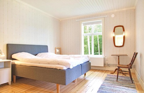 Bjartra Bed & Breakfast | Guest Rated B&B Bjärtrå: Pet-Friendly Retreat with Hot Tub