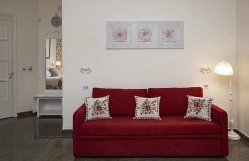 Mascalucia House | Eco-Friendly B&B Blanc Maison Etna with Pool & Restaurant