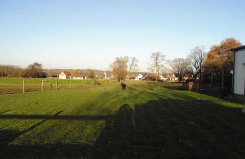 Dilbeek Bed & Breakfast | Discover Twinstone Lodge: Highly Rated & Budget-Friendly Stay