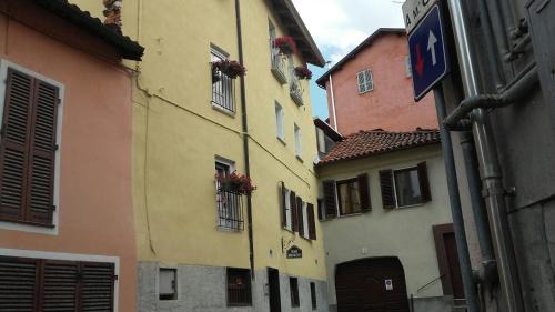 Mondovi Apartment | Top-Rated B&B Borgato: Pet-Friendly with Breakfast Included