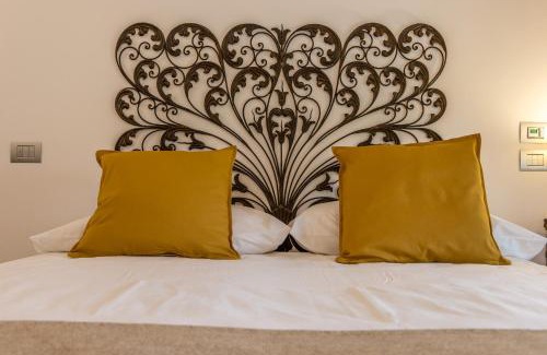 Masera di Padova Villa | Discover B&B Botanical Boutique: 4-Star Stay with Hot Tub