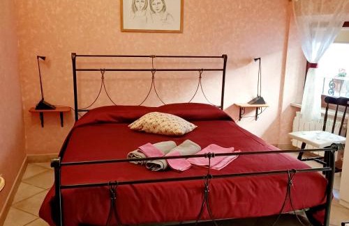Arcevia Bed & Breakfast | Discover B&B Brunamonti: Family-Friendly Stay with Dining