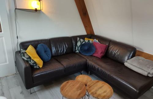 Abbestede Apartment | Cozy Oceanfront B&B Buiten Gewoon Callantsoog, Rated 9.2