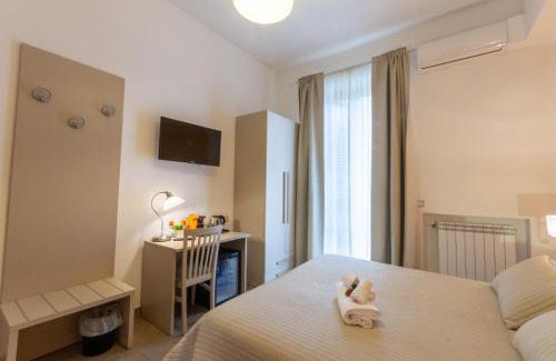 Quartieri Nuovi della Mosella Bed & Breakfast | Discover B&B Cairoli: Pet-Friendly & Family-Oriented Stay