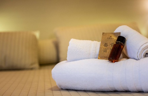 Quartieri Nuovi della Mosella Bed & Breakfast | Comfortable B&B Cairoli: Ideal for Families with Breakfast