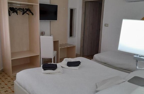 Tempio Pausania Bed & Breakfast | Discover B&B Camera & Caffe: Pet-Friendly Retreat