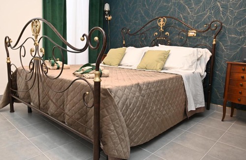 Capua Bed & Breakfast | Pet-Friendly B&B Carlo V - Rated 9/10 with Breakfast & Hot Tub