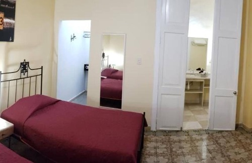 Old Havana Bed & Breakfast | Welcoming B&B Casa Ajiaco: Family-Friendly & Spa Amenities