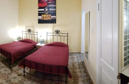 Old Havana Bed & Breakfast | Welcoming B&B Casa Ajiaco: Family-Friendly & Spa Amenities