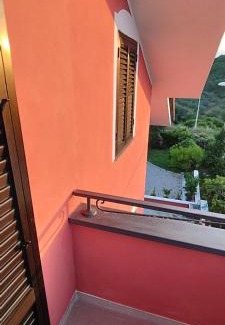 Roccadaspide House | Family-Friendly B&B Casa Barone with Kitchen Access