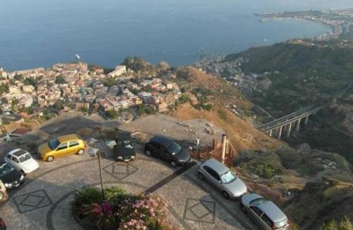 Castelmola Bed & Breakfast | Guest Approved B&B Casa Bellavista with Pet-Friendly Perks