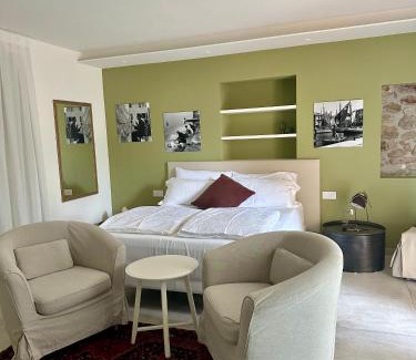 Campagnola House | Relaxing Oceanfront Escape at B&B Casa Benamati by Kelly
