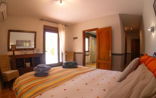 Chirivel Bed & Breakfast | Inviting B&B Casa Claví: Oceanfront Retreat with Pool