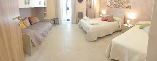 Ginosa Bed & Breakfast | Pet-Friendly B&B Casa Elisabetta with Private Pool & Hot Tub