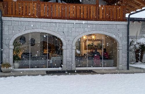 Pinzolo Bed & Breakfast | Oceanfront B&B Casa il Sasso - Guest Rated 9.7/10