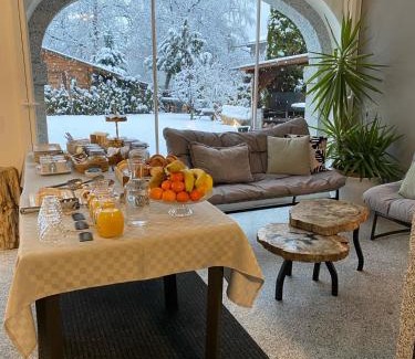 Pinzolo Bed & Breakfast | Oceanfront B&B Casa il Sasso - Guest Rated 9.7/10