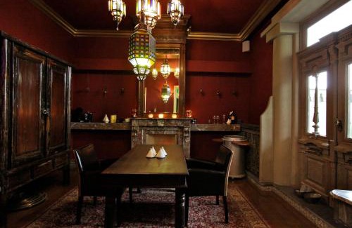 Dendermonde Bed & Breakfast | Discover B&B Casa Luna Loft: Spa Retreat with Breakfast