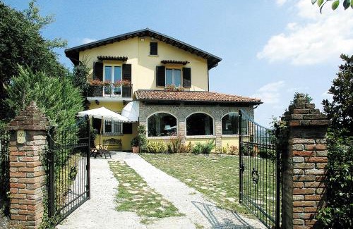 Neive Bed & Breakfast | Discover B&B Casa Margot with Ocean Views & Pet Friendly