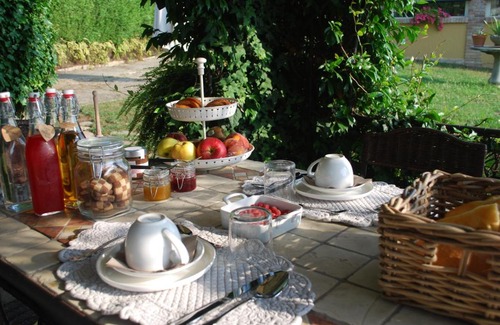 Neive Bed & Breakfast | Discover B&B Casa Margot with Ocean Views & Pet Friendly