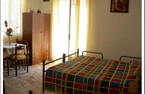 Taormina Bed & Breakfast | Inviting Oceanfront B&B "Casa Rupilio" with Breakfast Included
