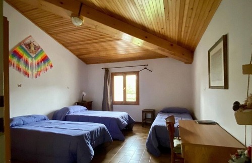 Burzanella Bed & Breakfast | Cozy B&B Castellaro: Family-Friendly with Breakfast Included