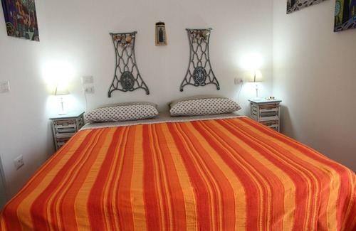 Crotone Bed & Breakfast | Discover B&B Castello - Crotone: Rooms by the Promenade