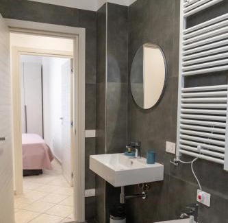 Andria Apartment | Discover B&B Cateum: Family-Friendly with Breakfast Included