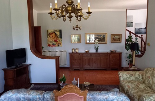 Legnago Cottage | Relax at B&B Cedro Argentato: Pet-Friendly with Spa & Dining